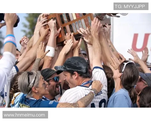 南京飞盘队在世界攀岩锦标赛中的精彩表现与力量分析