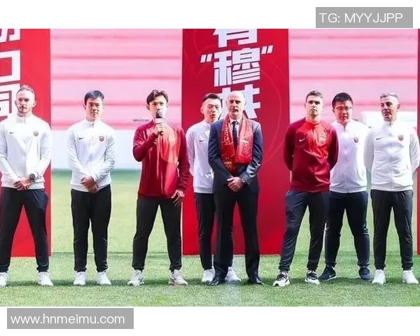 上海篮球队在钻石联赛中的默契配合与战术执行分析 上海篮球队在钻石联赛中的默契配合与战术执行分析