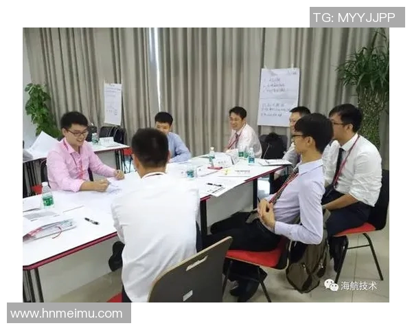 南京足球队团队协作的成功秘诀与发展策略深度分析 南京足球队团队协作的成功秘诀与发展策略深度分析